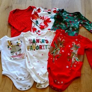 6 Christmas onsies